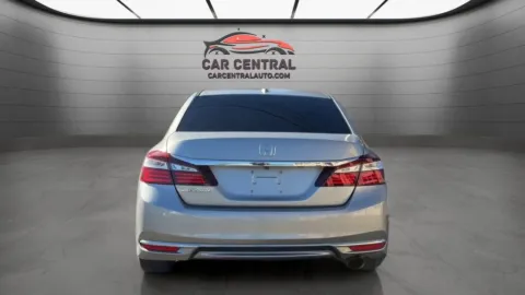 More photos of 2017 Honda Accord EX at Car Central Wallingford, CT