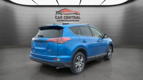 More photos of 2018 Toyota RAV4 LE at Car Central Wallingford, CT