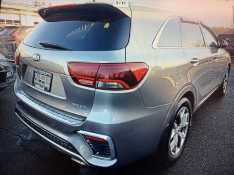 More photos of 2019 Kia Sorento SX at Car Central Wallingford, CT