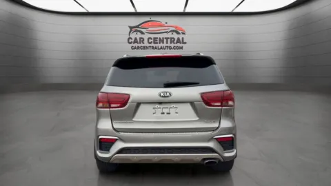 More photos of 2019 Kia Sorento SX at Car Central Wallingford, CT
