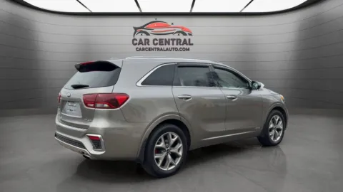 More photos of 2019 Kia Sorento SX at Car Central Wallingford, CT