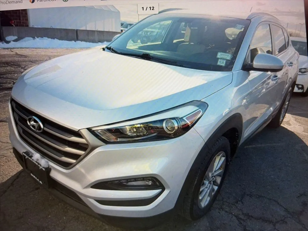 2016 Hyundai Tucson SE