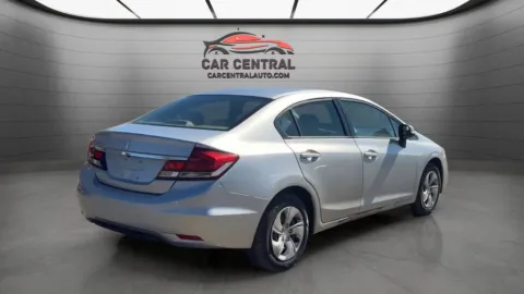 More photos of 2013 Honda Civic LX at Car Central Wallingford, CT