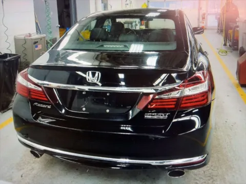 More photos of 2017 Honda Accord Sport Special Edition at Car Central Wallingford, CT