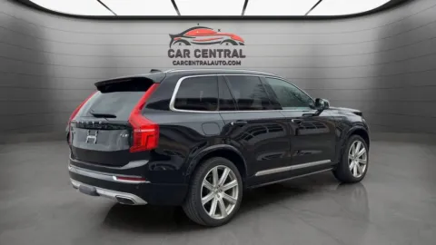 More photos of 2019 Volvo XC90 T6 Inscription at Car Central Wallingford, CT