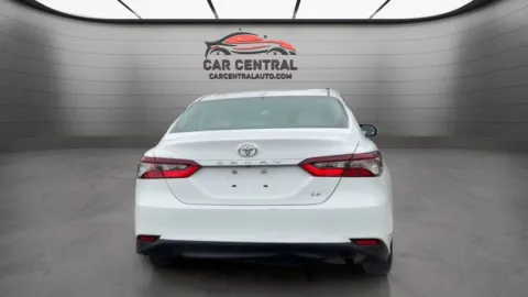 More photos of 2022 Toyota Camry LE at Car Central Wallingford, CT