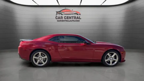 More photos of 2015 Chevrolet Camaro SS at Car Central Wallingford, CT