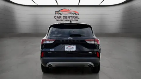 More photos of 2020 Ford Escape SE at Car Central Wallingford, CT