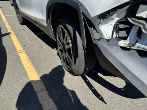 Photos of 2022 Honda Pilot SE for sale in Wallingford, CT at Car Central Wallingford