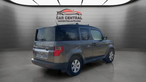 More photos of 2011 Honda Element EX at Car Central Wallingford, CT