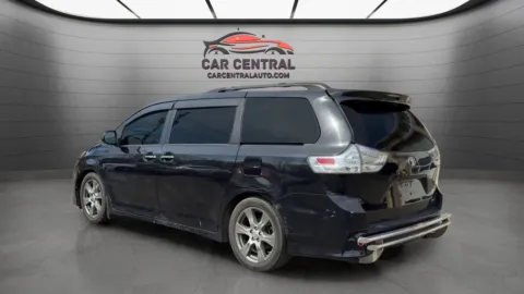 Another view of 2017 Toyota Sienna SE Premium for sale in Wallingford, CT at Car Central Wallingford