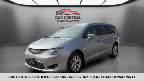 Silver 2019 Chrysler Pacifica Touring Plus for sale in Wallingford, CT