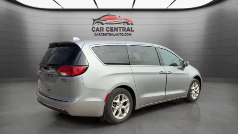 More photos of 2019 Chrysler Pacifica Touring Plus at Car Central Wallingford, CT