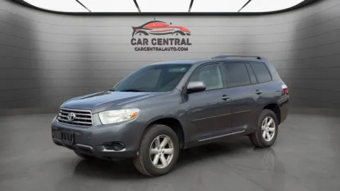 Gray 2010 Toyota Highlander for sale in Wallingford, CT