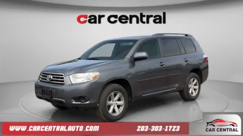 Gray 2010 Toyota Highlander for sale in Wallingford, CT