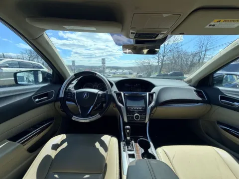 More photos of 2020 Acura TLX 2.4L at Car Central Wallingford, CT