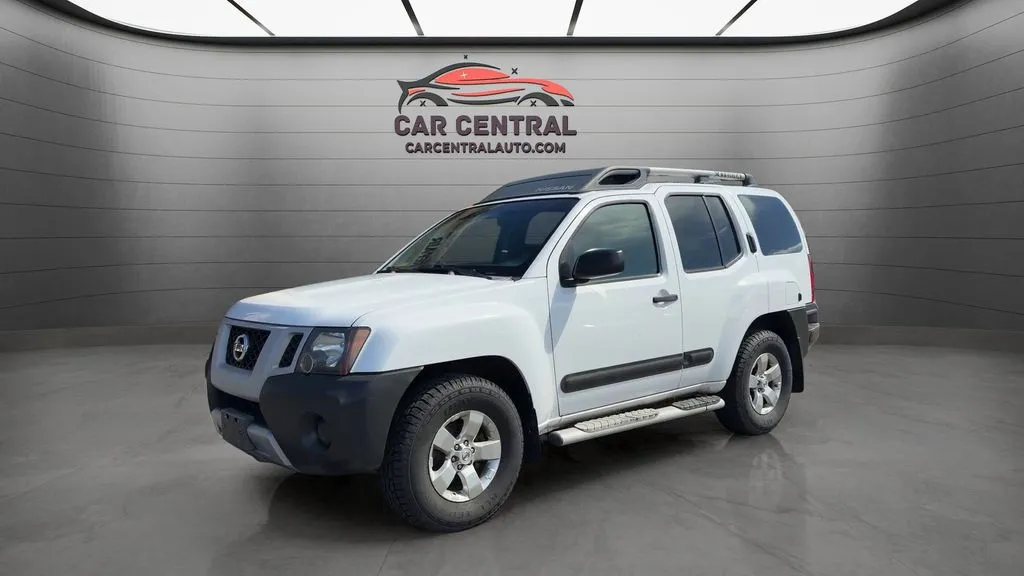 White 2009 Nissan Xterra S for sale in Wallingford, CT