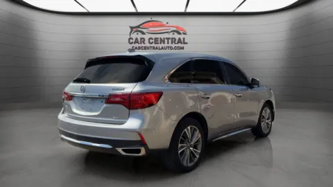 More photos of 2017 Acura MDX 3.5L at Car Central Wallingford, CT