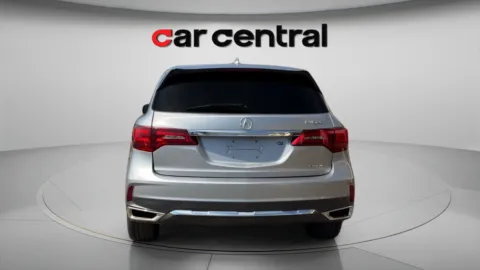 More photos of 2017 Acura MDX 3.5L at Car Central Wallingford, CT