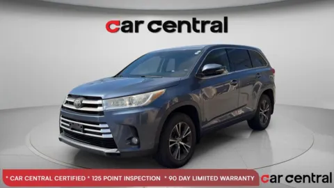 Unknown 2017 Toyota Highlander LE Plus for sale in Wallingford, CT