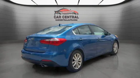 More photos of 2015 Kia Forte EX at Car Central Wallingford, CT