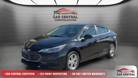Black 2017 Chevrolet Cruze LT for sale in Wallingford, CT