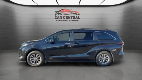 Another view of 2021 Toyota Sienna LE for sale in Wallingford, CT at Car Central Wallingford