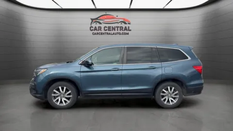 Photos of 2020 Honda Pilot EX-L for sale in Wallingford, CT at Car Central Wallingford