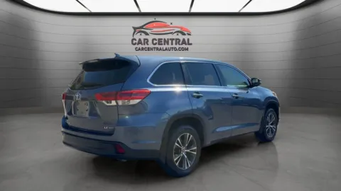 More photos of 2018 Toyota Highlander LE Plus at Car Central Wallingford, CT