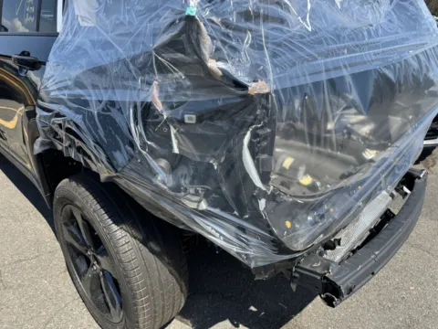 More photos of 2023 Jeep Grand Cherokee Limited at Car Central Wallingford, CT