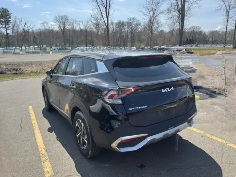 More photos of 2025 Kia Sportage Hybrid LX at Car Central Wallingford, CT