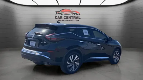 More photos of 2019 Nissan Murano SL at Car Central Wallingford, CT