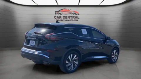 More photos of 2019 Nissan Murano SL at Car Central Wallingford, CT
