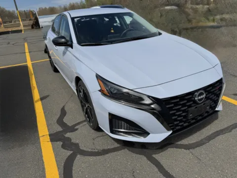 More photos of 2024 Nissan Altima 2.5 SR at Car Central Wallingford, CT