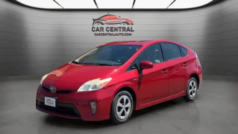 Red 2013 Toyota Prius Two for sale in Wallingford, CT