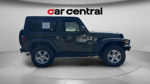 More photos of 2021 Jeep Wrangler Sport S at Car Central Wallingford, CT