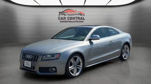 Blue 2009 Audi S5 4.2 for sale in Wallingford, CT