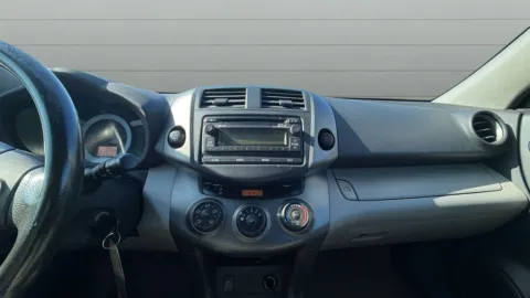 More photos of 2012 Toyota RAV4 at Car Central Wallingford, CT