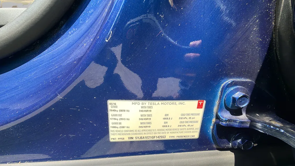 2016 Tesla Model S 90D - Photo 33