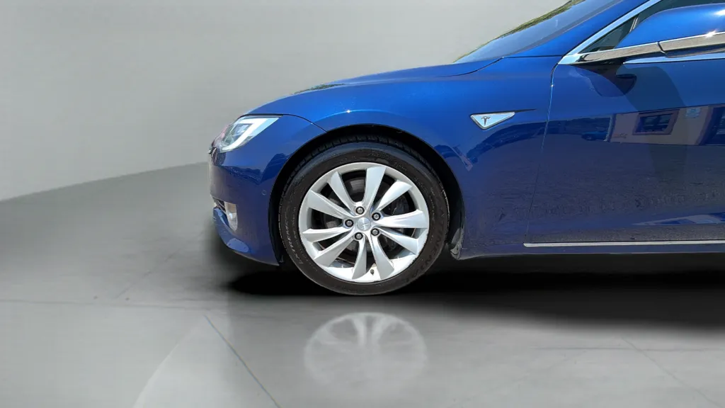 2016 Tesla Model S 90D - Photo 31