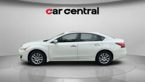 Photos of 2015 Nissan Altima 2.5 S for sale in Wallingford, CT at Car Central Wallingford