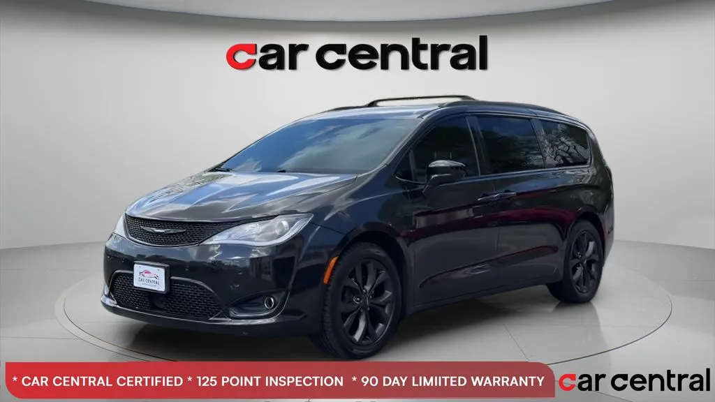 2018 Chrysler Pacifica Touring L Plus for sale in Wallingford, CT