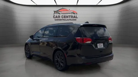 Another view of 2018 Chrysler Pacifica Touring L Plus for sale in Wallingford, CT at Car Central Wallingford