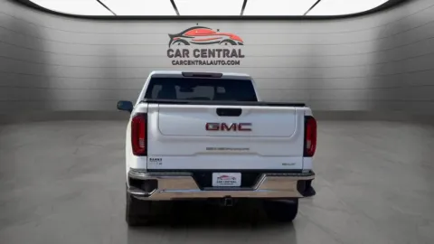 More photos of 2020 GMC Sierra 1500 SLT at Car Central Wallingford, CT