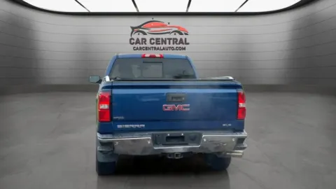 More photos of 2017 GMC Sierra 1500 SLE at Car Central Wallingford, CT