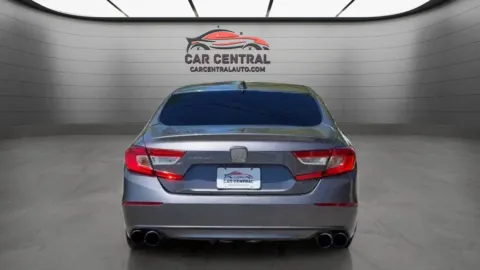 More photos of 2018 Honda Accord Touring 2.0T at Car Central Wallingford, CT