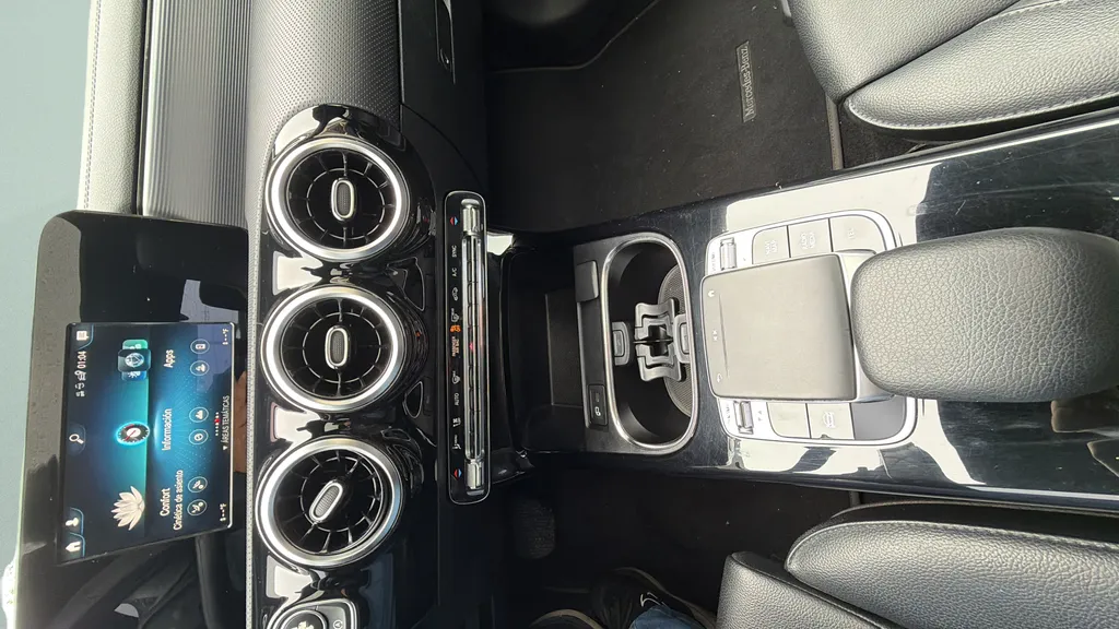 2020 Mercedes-Benz CLA CLA250 - Photo 17
