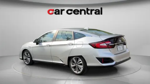 Another view of 2020 Honda Clarity Plug-In Hybrid for sale in Wallingford, CT at Car Central Wallingford