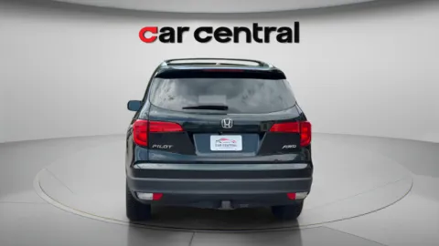 More photos of 2016 Honda Pilot EX-L at Car Central Wallingford, CT