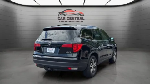 More photos of 2016 Honda Pilot EX-L at Car Central Wallingford, CT